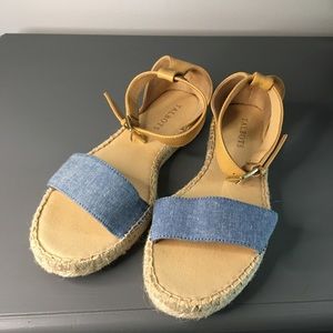 Final price NWT Talbots Sandals